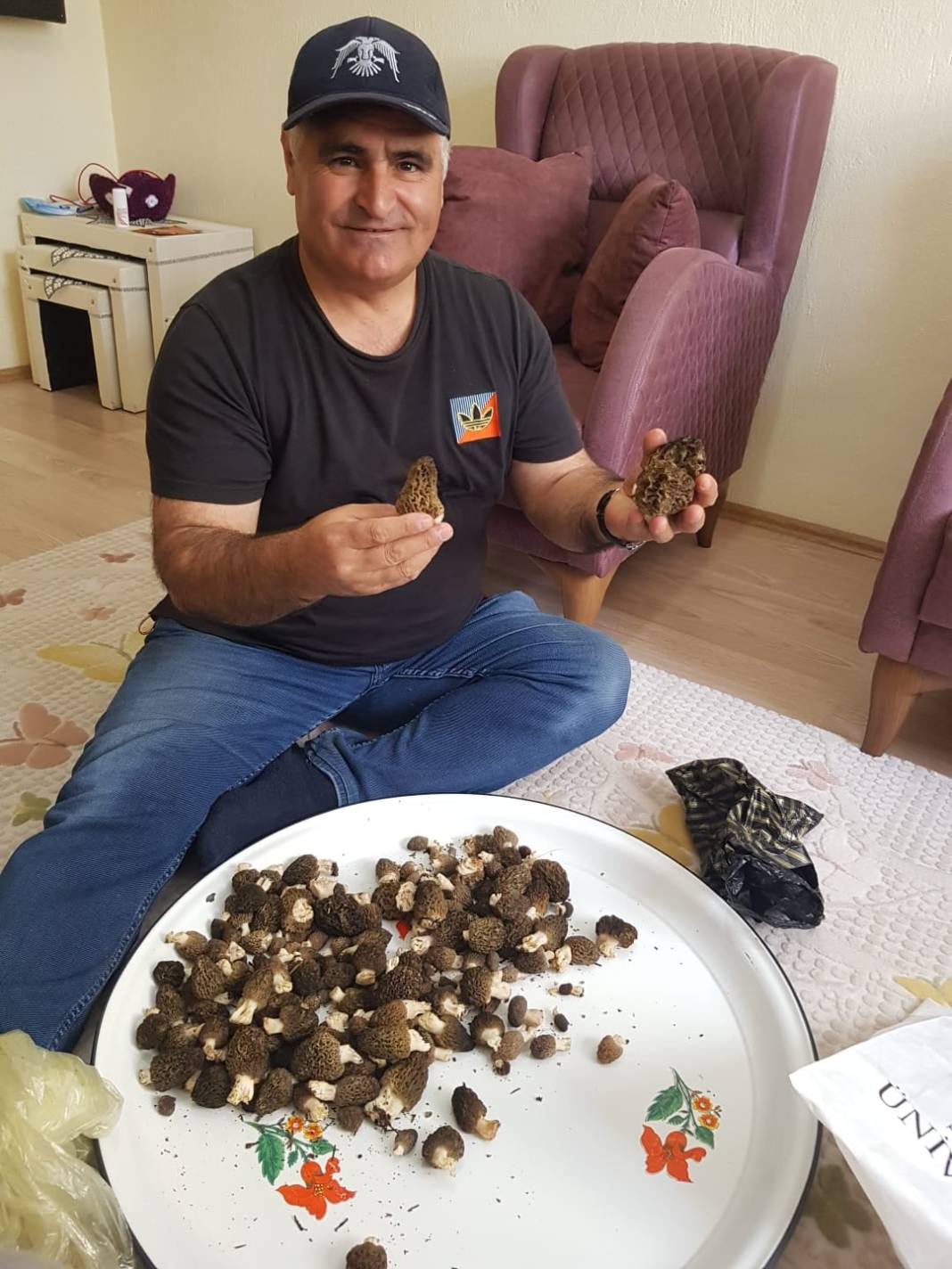 Konya’da kendiliğinden yetişiyor, toplayana kazandırıyor 8